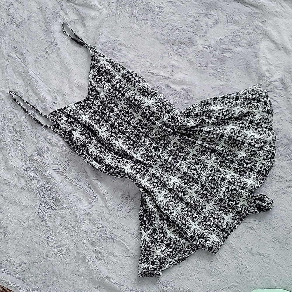 Volcom romper black, baby blue and white medium 12